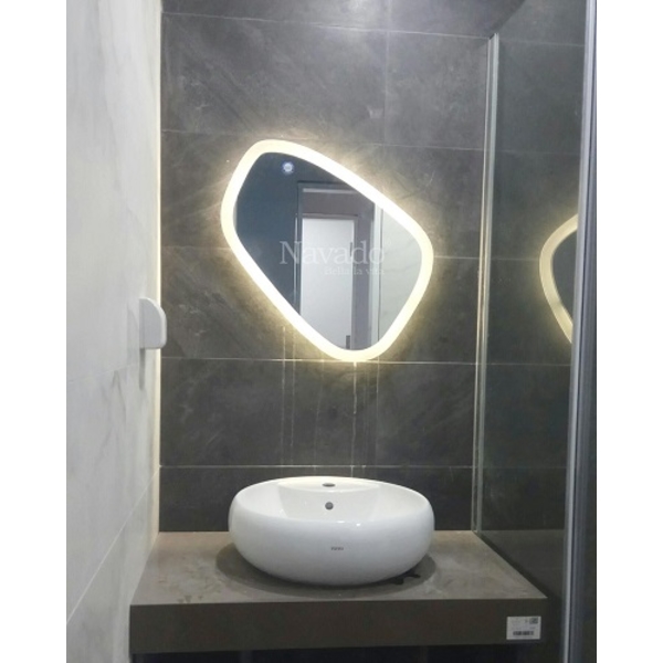 Gương decor phòng tắm đèn led 
