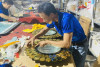 Gương phòng tắm nghệ thuật treo tường Peacock Xanh 