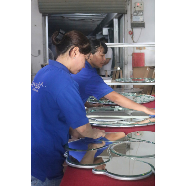 Gương phòng tắm cao cấp Lavish