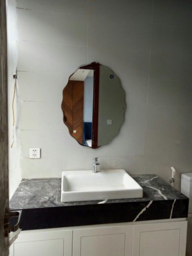 Gương phòng tắm NAV 104C