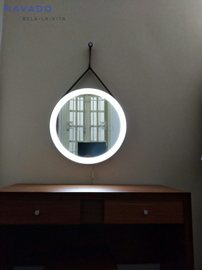 Gương dây da đèn led cao cấp