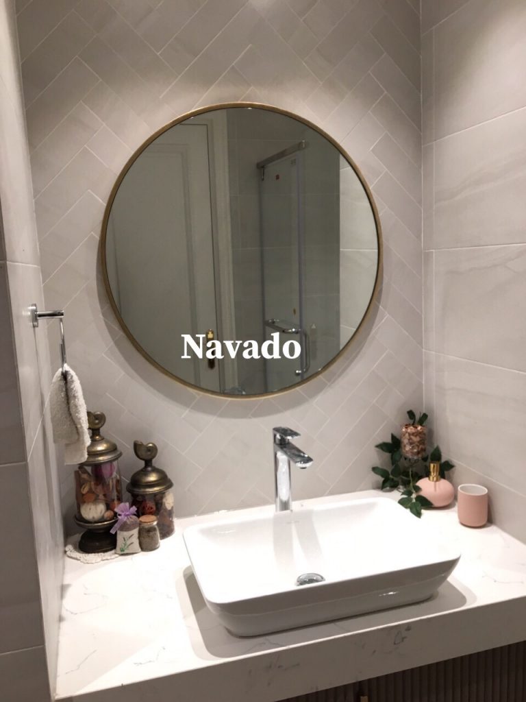 gương phòng tắm treo tường cao cấp